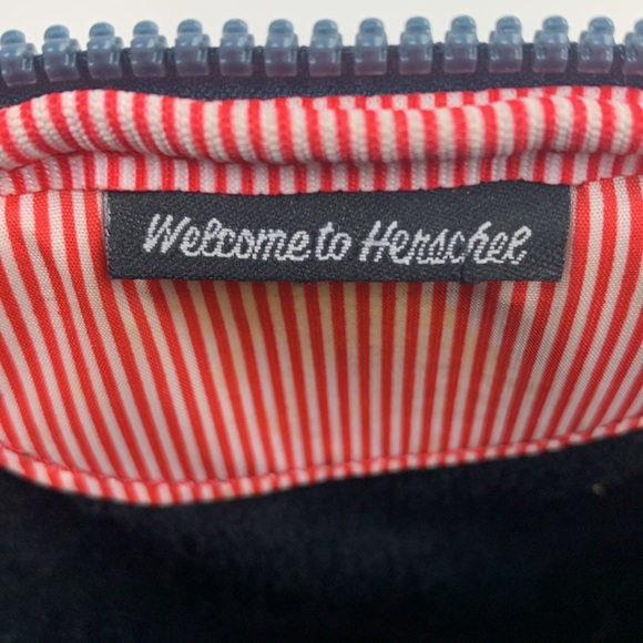 Herschel Zippered Pouch bag Tablet cover Red Blue Zip close Padded - Picture 7 of 11